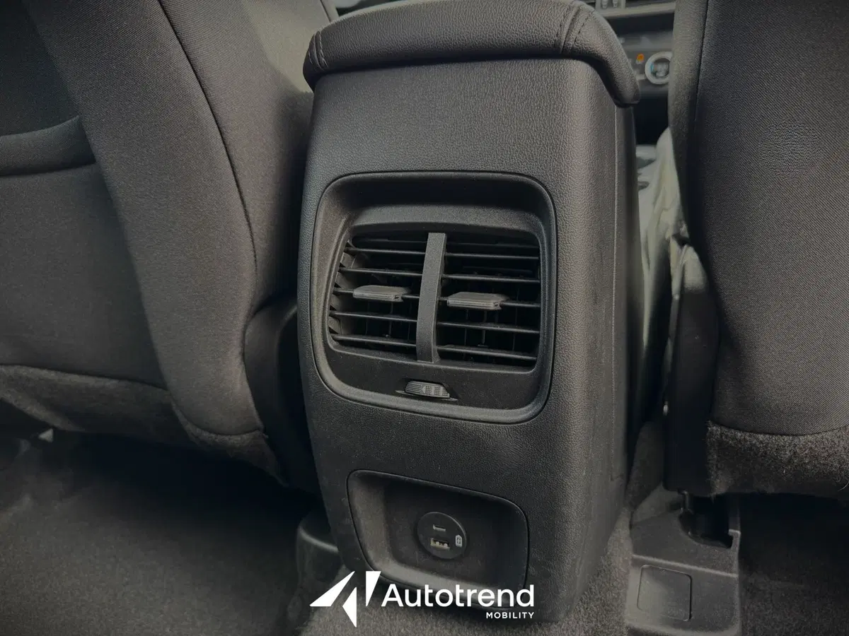 Ford Kuga usata a Bari (14)