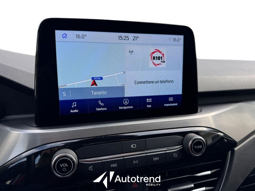 Ford Kuga usata a Bari (9)