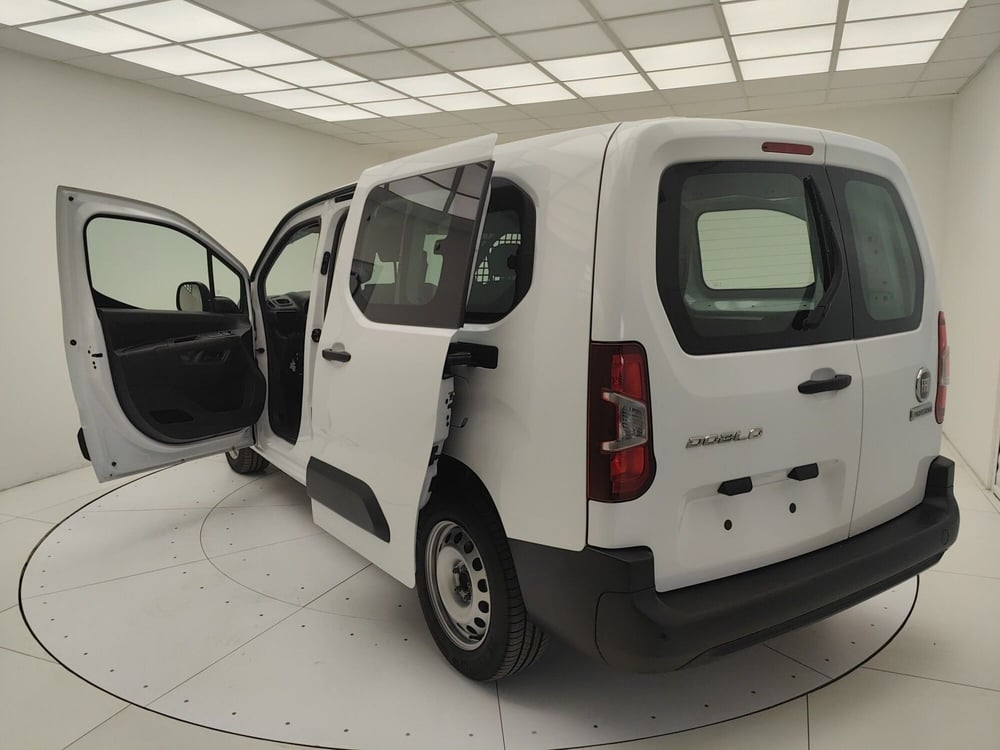 Fiat Doblò Furgone nuova a Como (5)