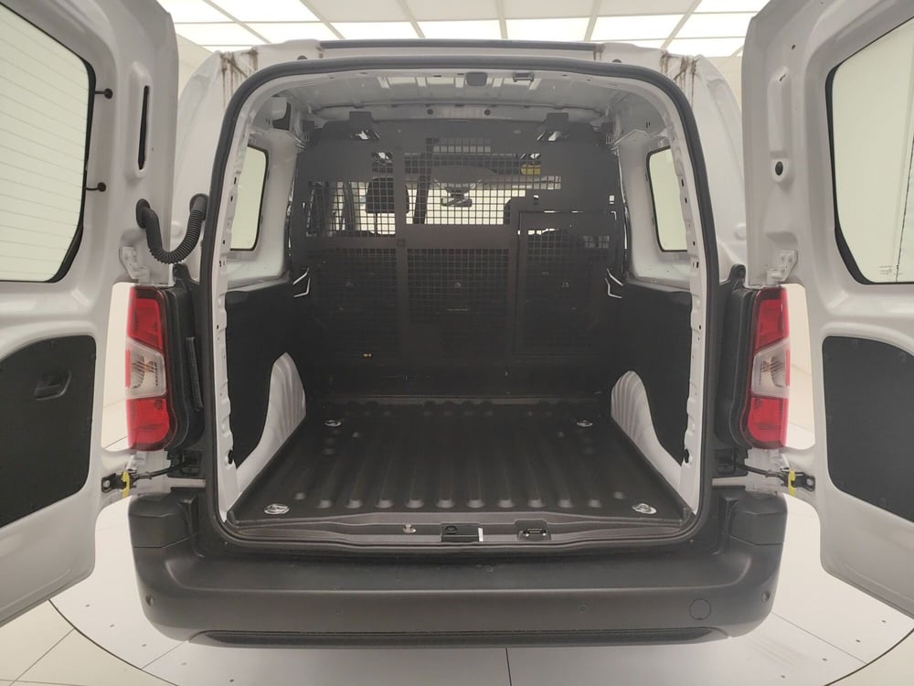 Fiat Doblò Furgone nuova a Como (7)