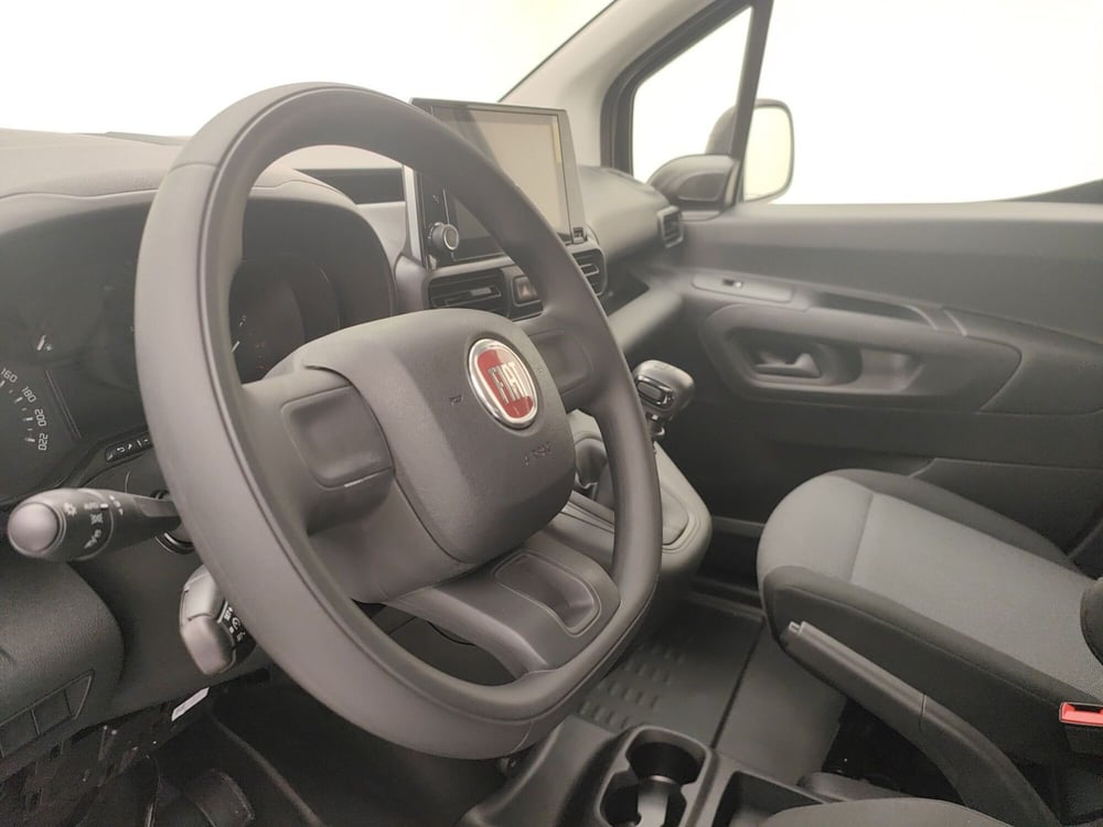 Fiat Doblò Furgone nuova a Como (9)