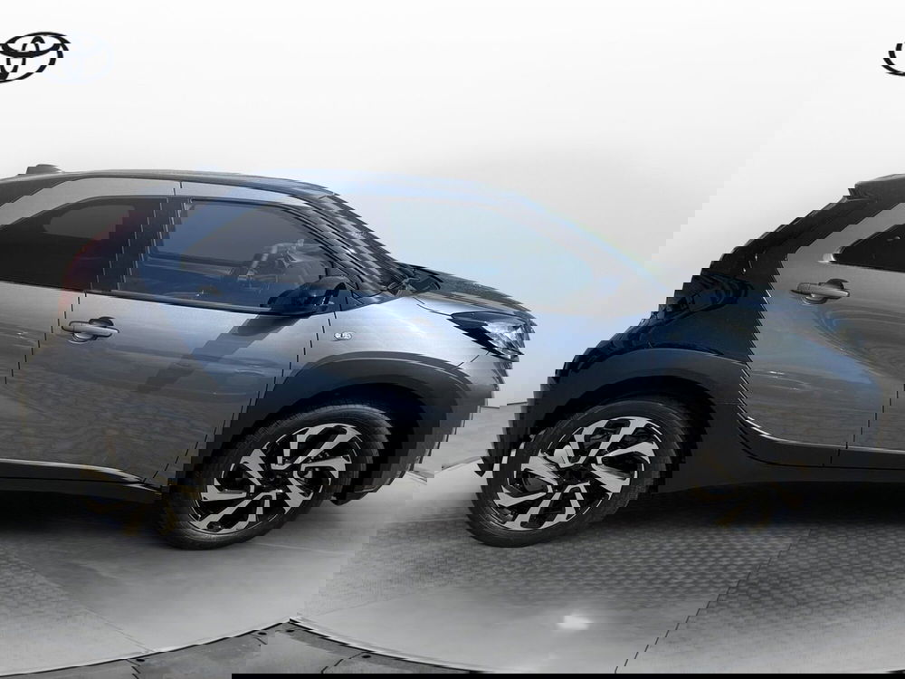 Toyota Aygo X nuova a Como (11)