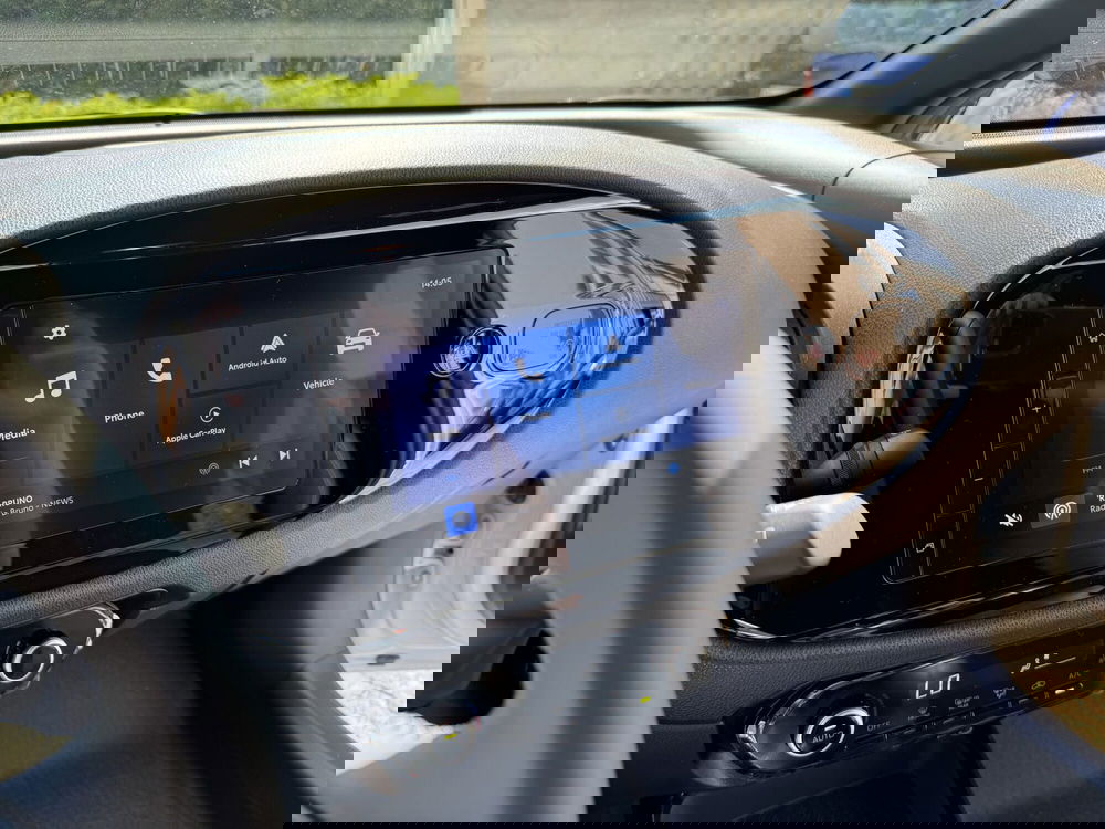 Toyota Aygo X nuova a Como (13)