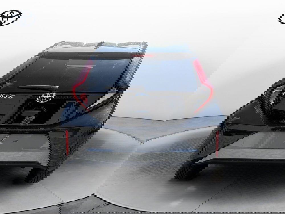 Toyota Aygo X nuova a Como (4)