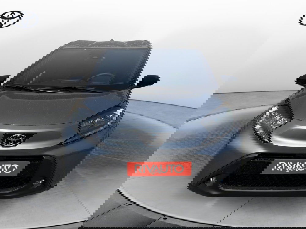 Toyota Aygo X nuova a Como (5)