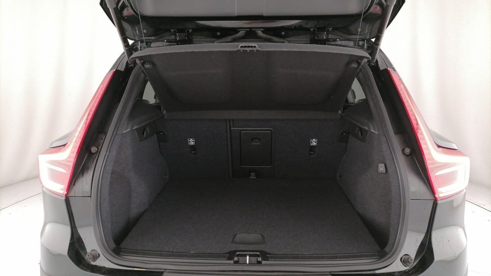 Volvo XC40 usata a Roma (10)