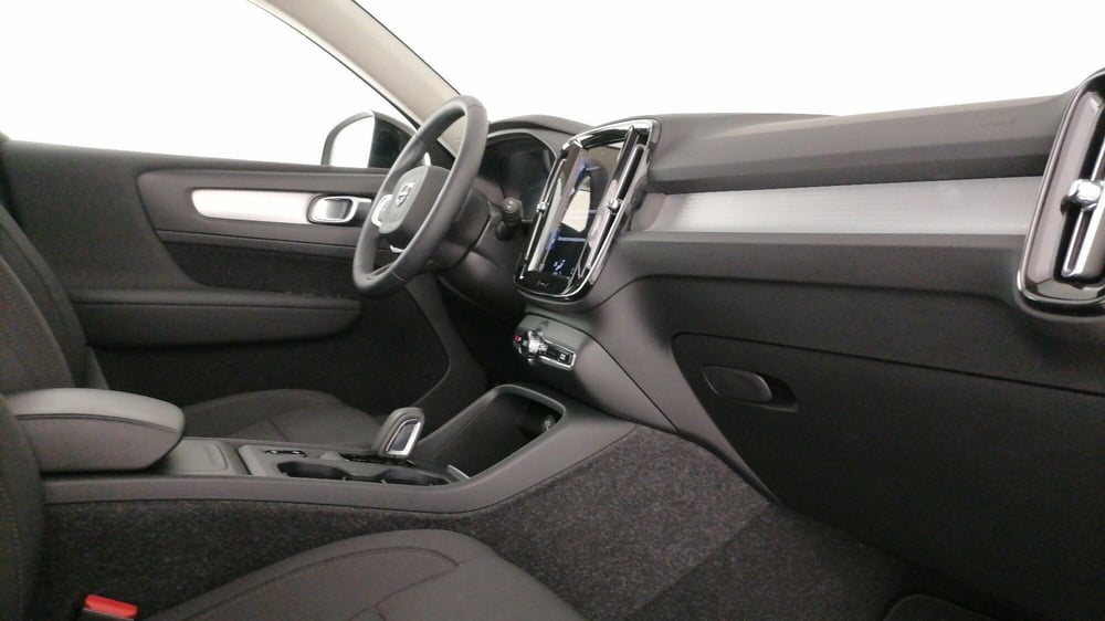 Volvo XC40 usata a Roma (7)