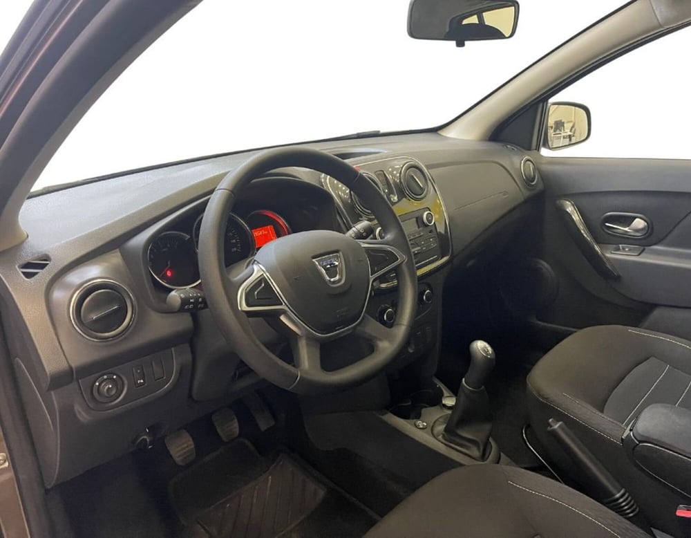 Dacia Sandero usata a Ferrara (11)
