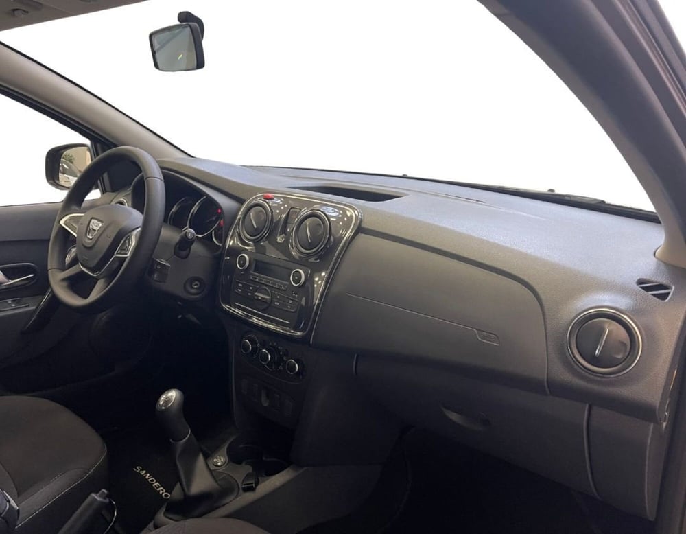 Dacia Sandero usata a Ferrara (4)