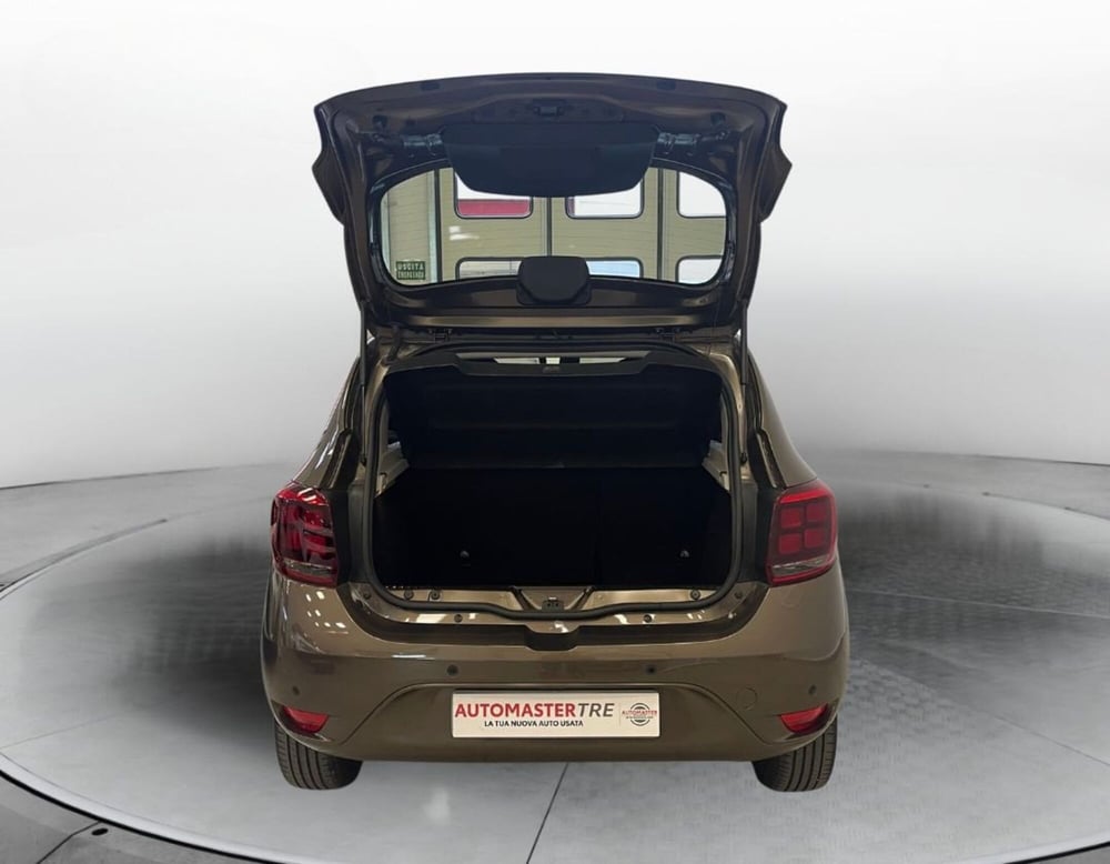 Dacia Sandero usata a Ferrara (9)