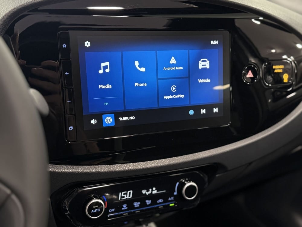 Toyota Aygo X nuova a Brescia (12)