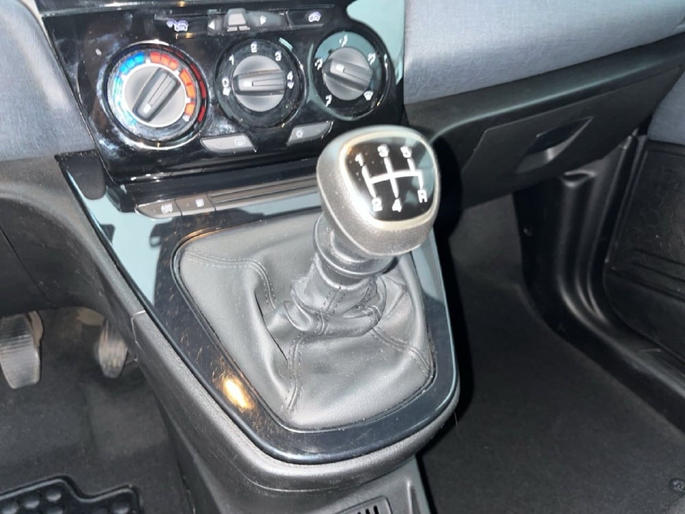 Lancia Ypsilon usata a Torino (14)