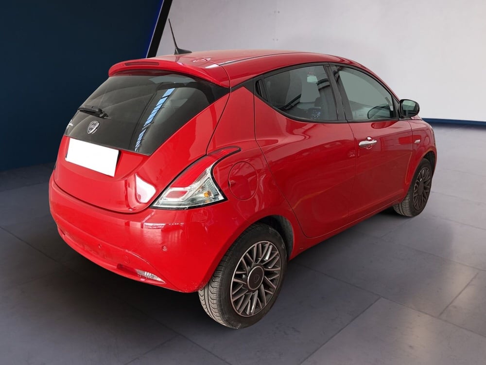 Lancia Ypsilon usata a Torino (4)