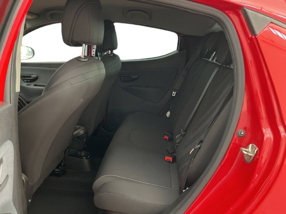 Lancia Ypsilon usata a Torino (8)