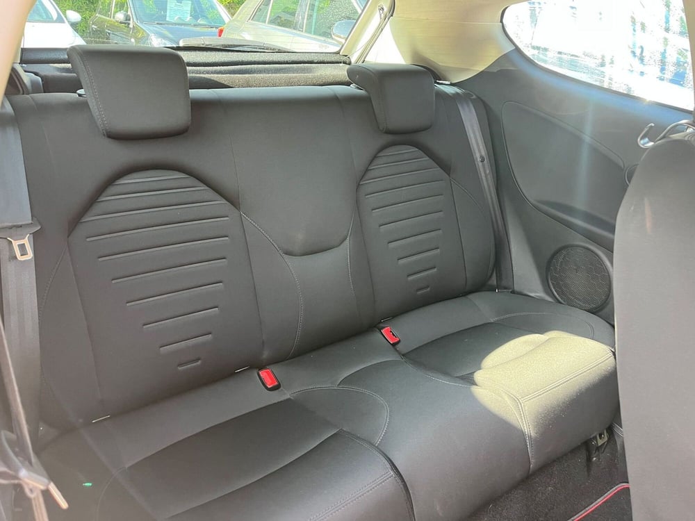 Alfa Romeo MiTo usata a Milano (14)