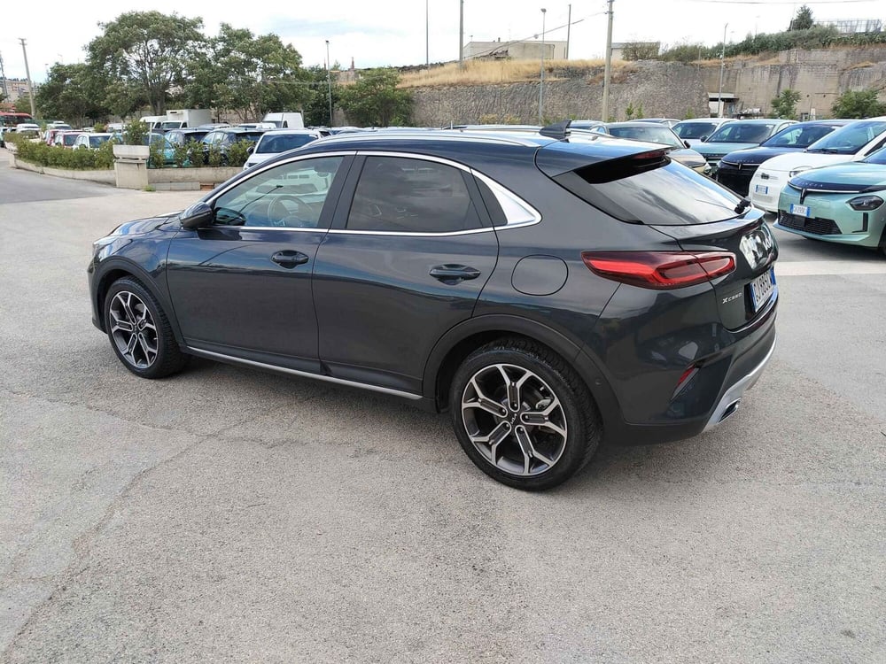 Kia XCeed usata a Matera (8)