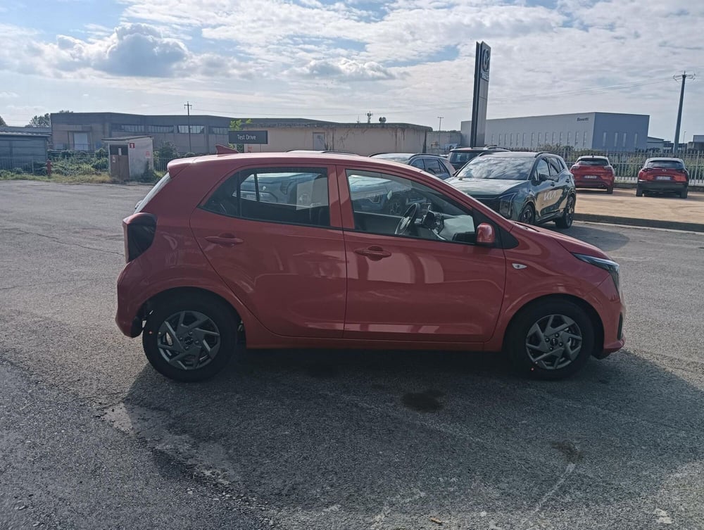 Kia Picanto nuova a Cremona (5)