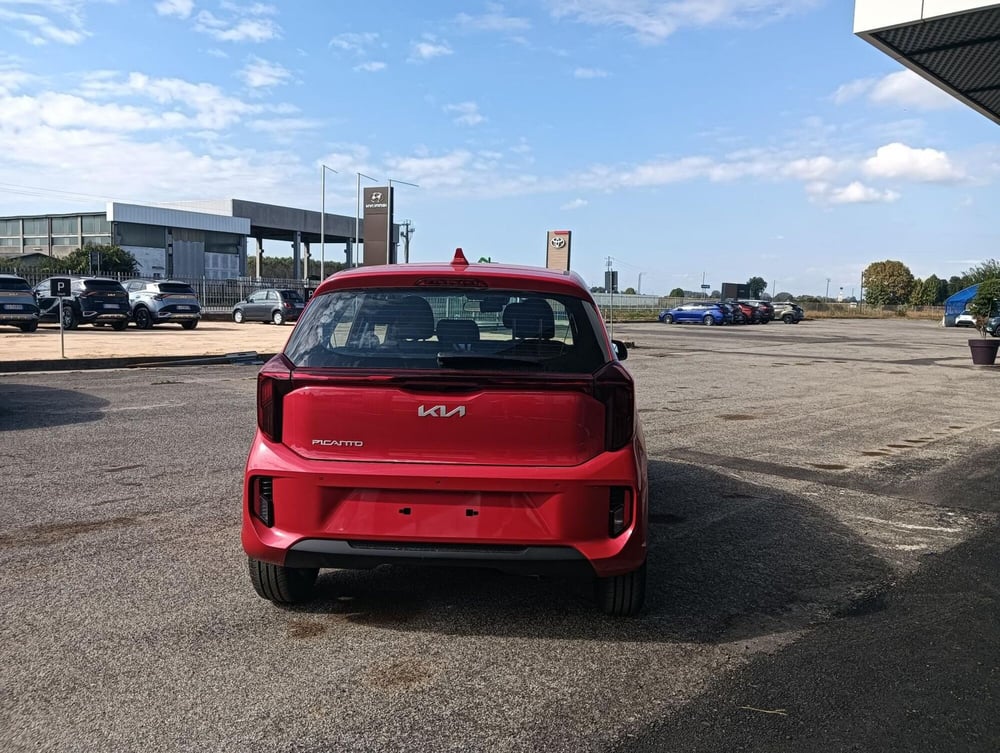 Kia Picanto nuova a Cremona (6)
