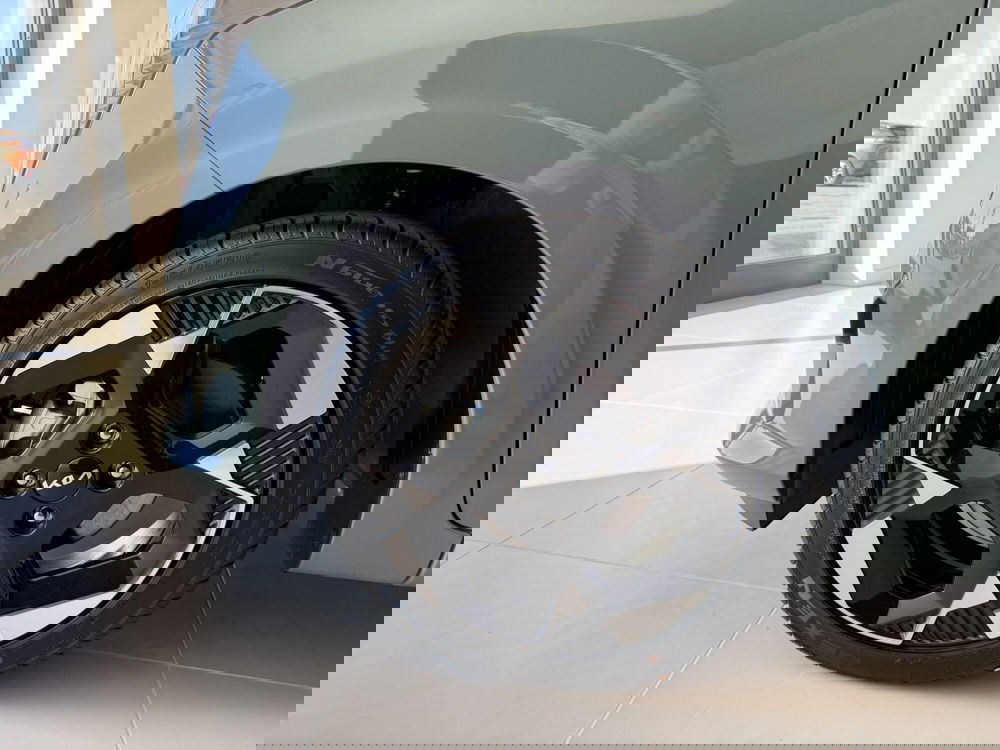 Kia Picanto nuova a Cremona (4)