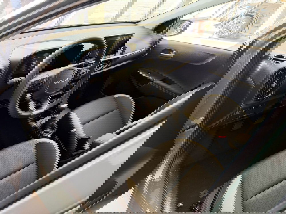 Kia Picanto nuova a Cremona (5)