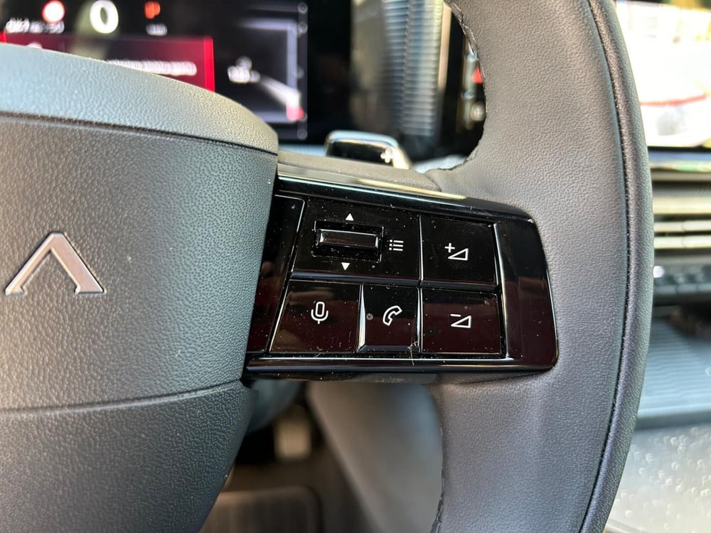 Lancia Ypsilon usata a La Spezia (11)