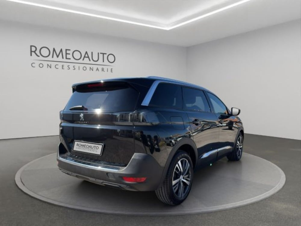 Peugeot 5008 usata a Perugia (6)