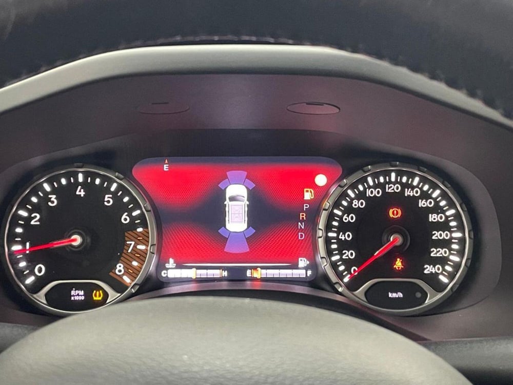 Jeep Renegade usata a Como (13)