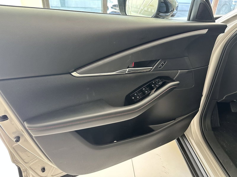 Mazda CX-30 usata a Latina (20)