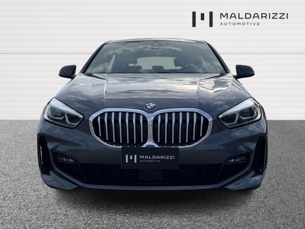 BMW Serie 1 usata a Bari (12)