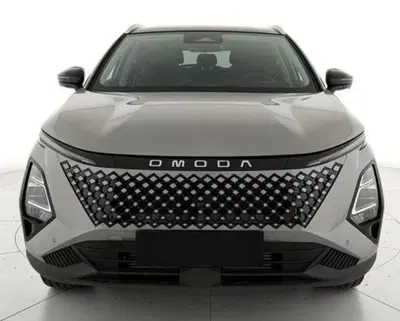 Omoda Omoda 5 SHS-H 1.5 tgdi hev Pure auto nuova a Castenaso