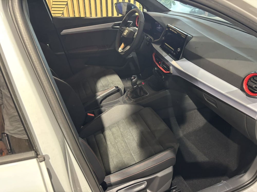 SEAT Ibiza nuova a Ferrara (12)