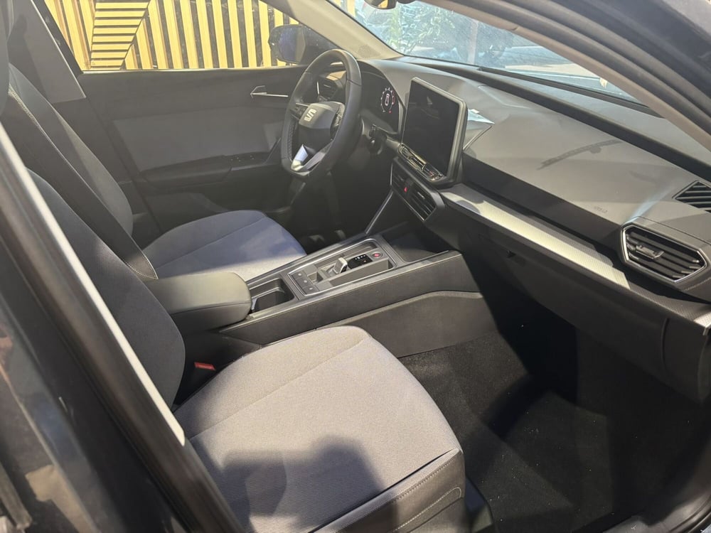 SEAT Leon ST nuova a Ferrara (12)