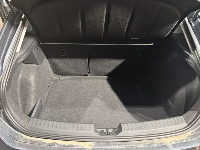 SEAT Leon ST nuova a Ferrara (16)