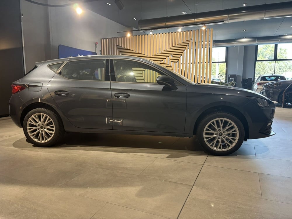 SEAT Leon ST nuova a Ferrara (4)