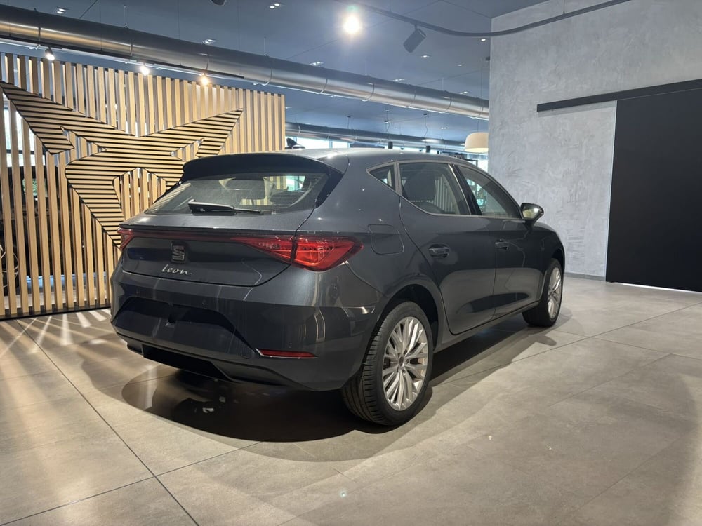 SEAT Leon ST nuova a Ferrara (5)