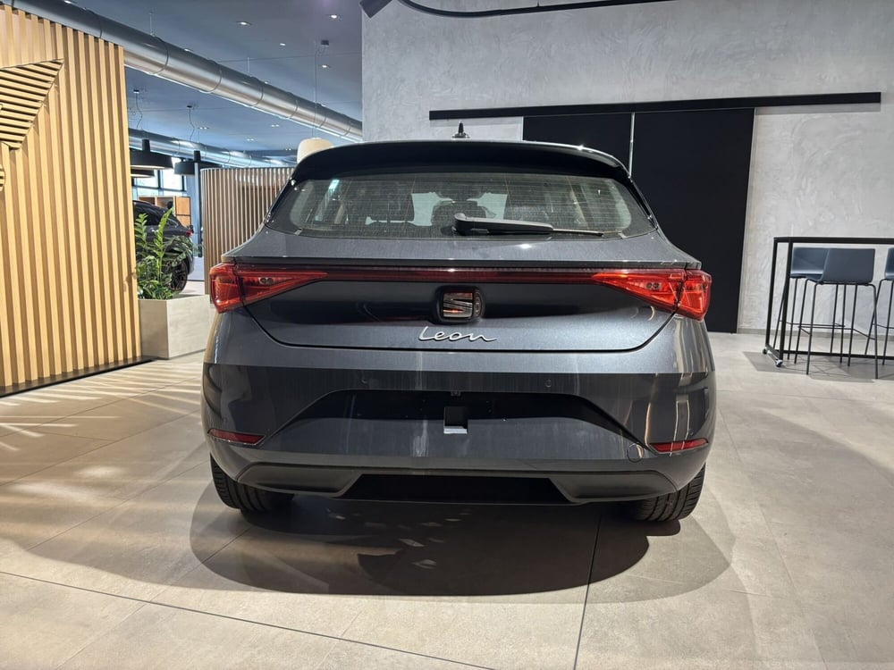 SEAT Leon ST nuova a Ferrara (6)