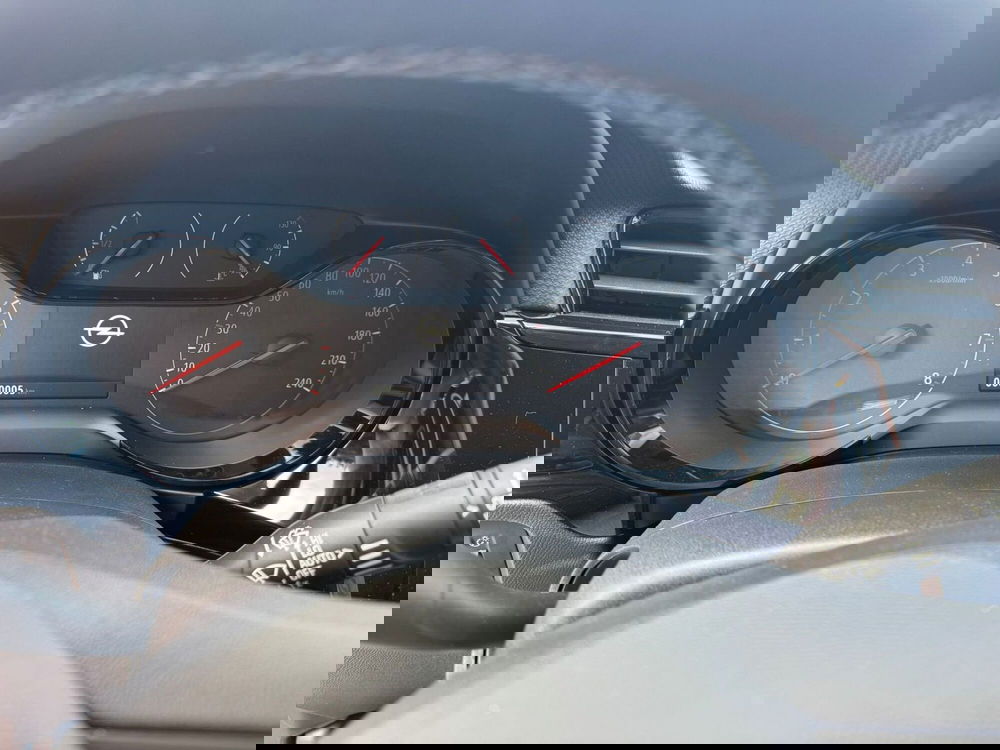 Opel Corsa nuova a Ferrara (12)