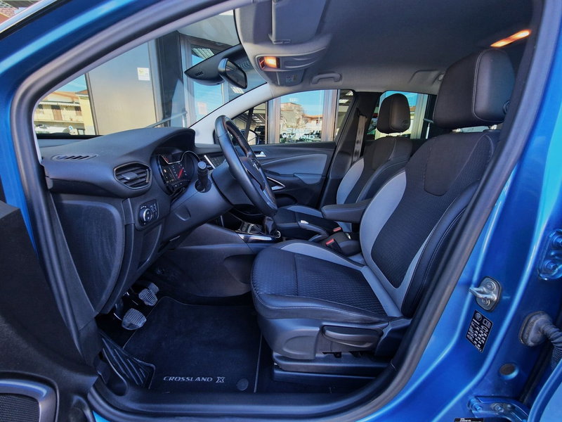 Opel Crossland X usata a Milano (6)