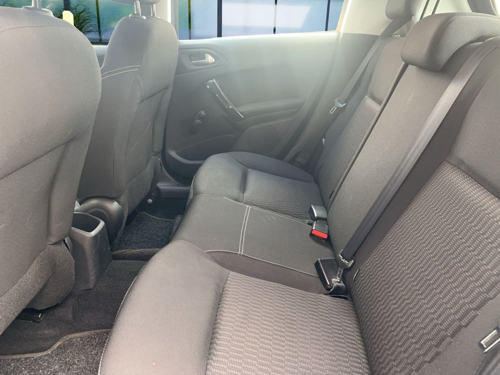 Peugeot 208 usata a Cosenza (13)