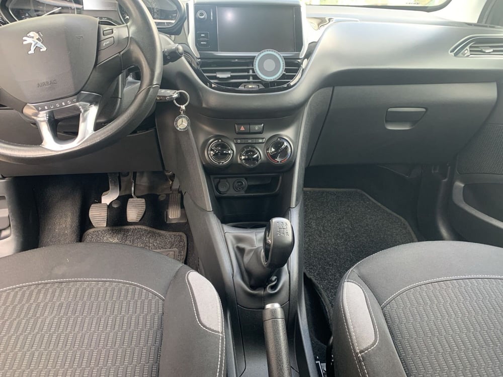 Peugeot 208 usata a Cosenza (15)
