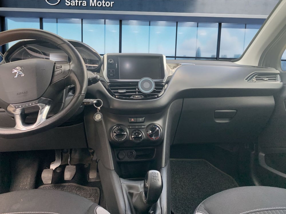 Peugeot 208 usata a Cosenza (16)