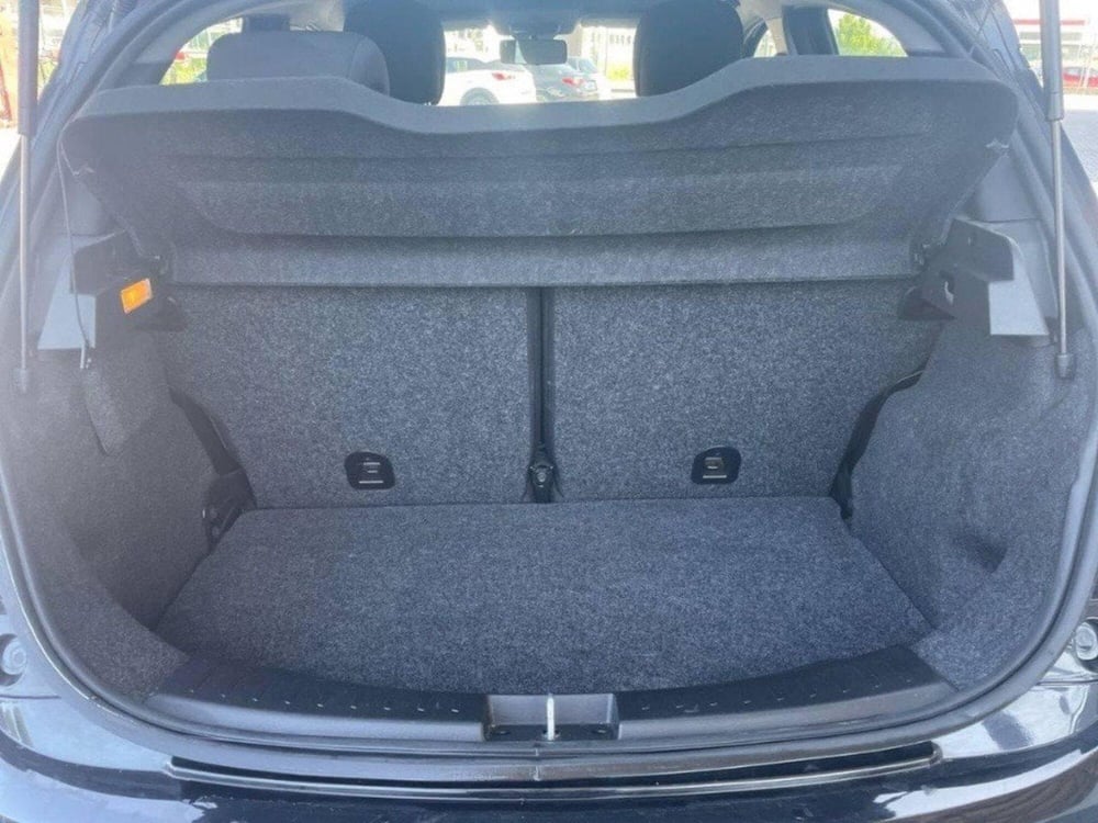 Lancia Ypsilon usata a Macerata (7)