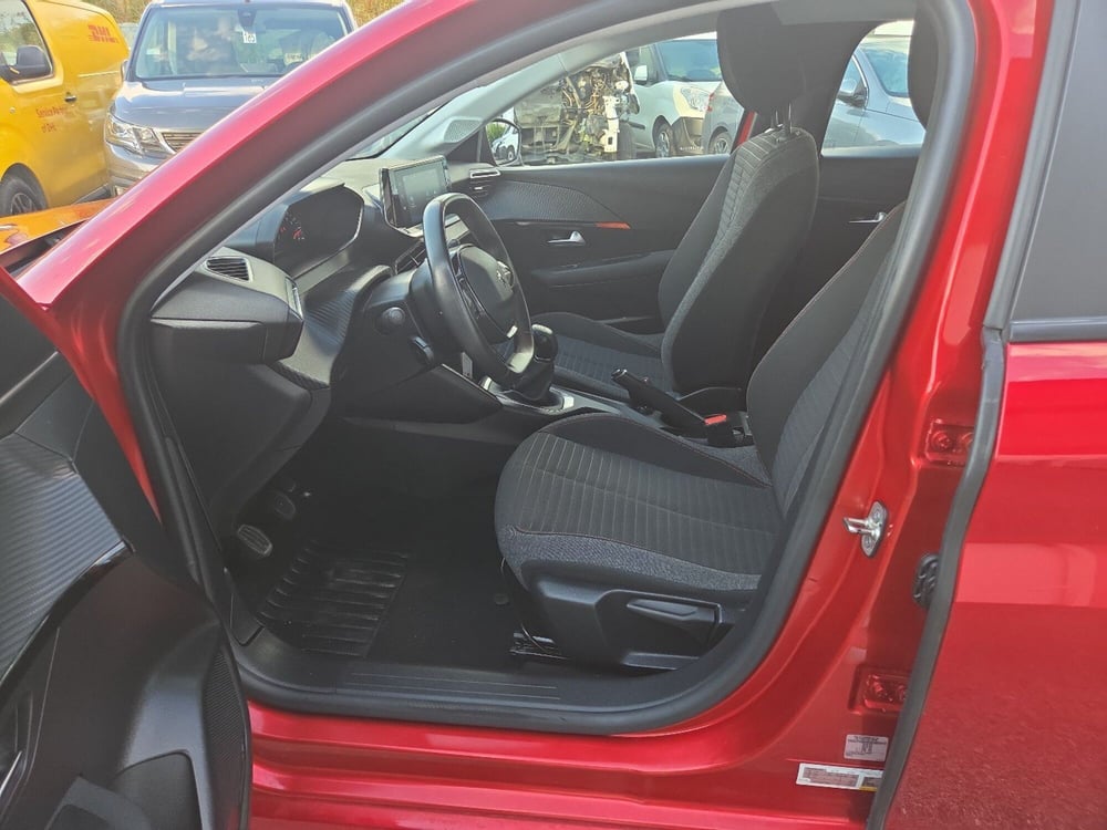 Peugeot 208 usata a Siena (16)