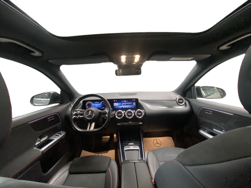Mercedes-Benz GLA SUV usata a Napoli (13)