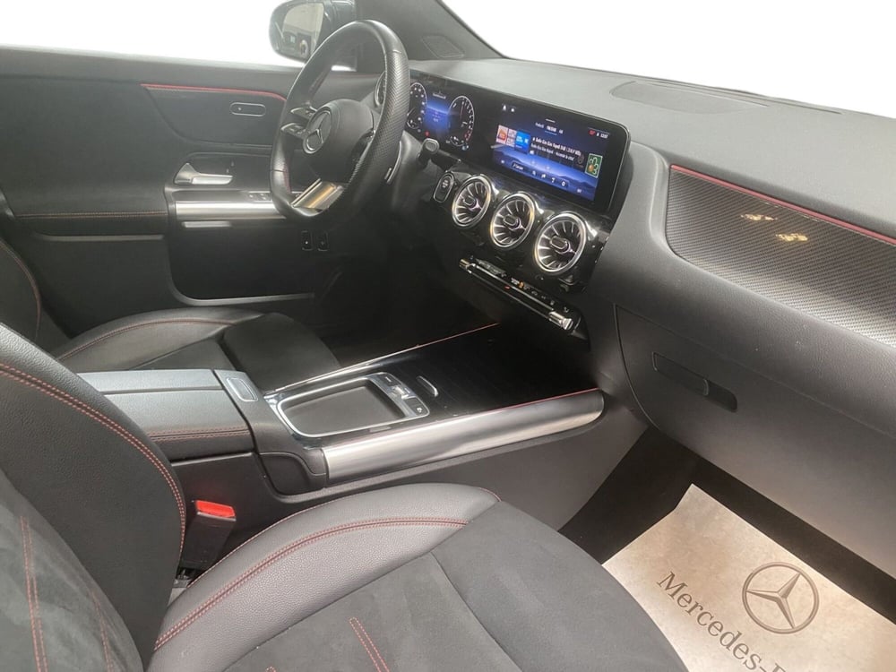 Mercedes-Benz GLA SUV usata a Napoli (14)
