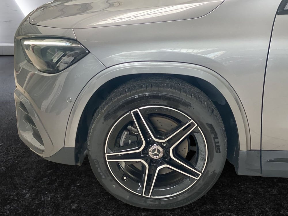 Mercedes-Benz GLA SUV usata a Napoli (8)