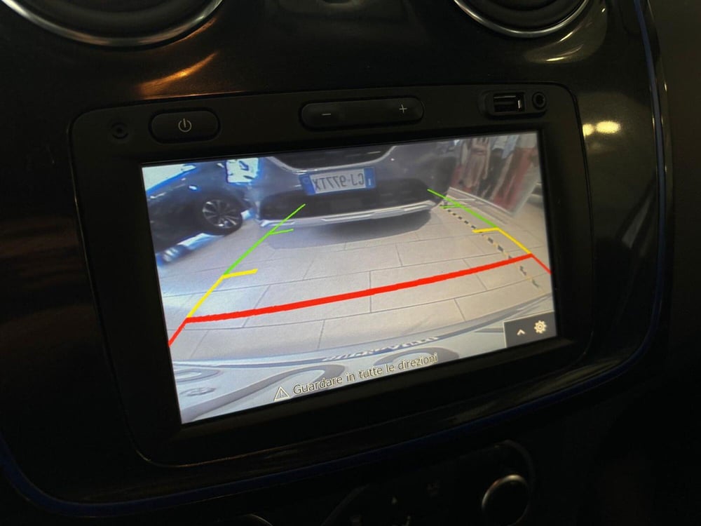 Dacia Sandero usata a Pavia (11)