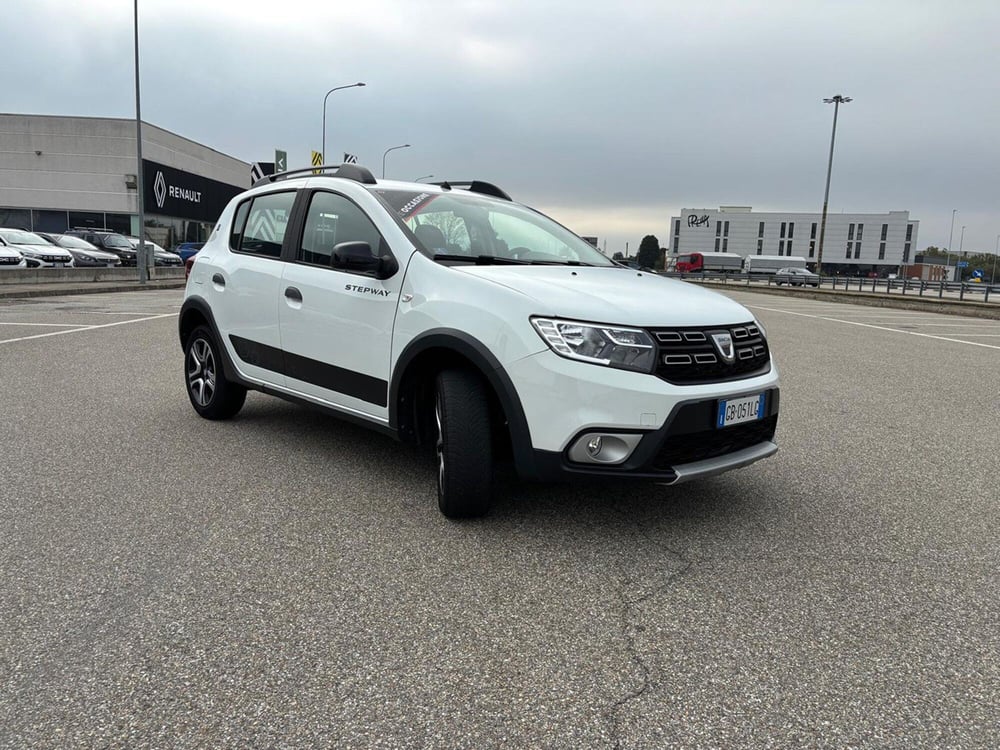 Dacia Sandero usata a Pavia (3)