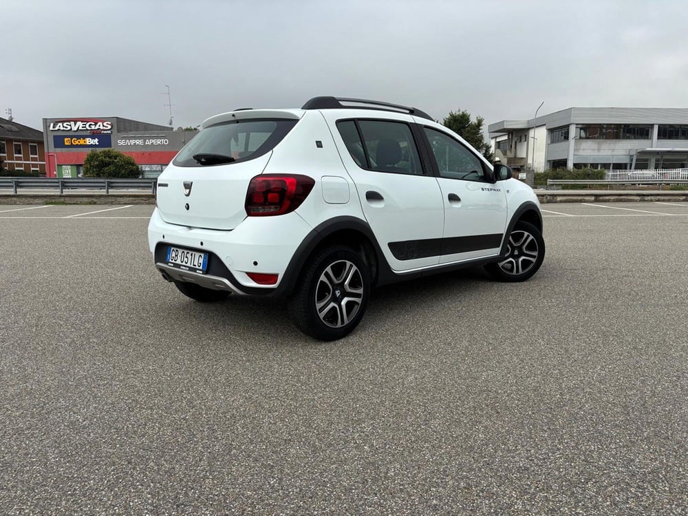 Dacia Sandero usata a Pavia (4)