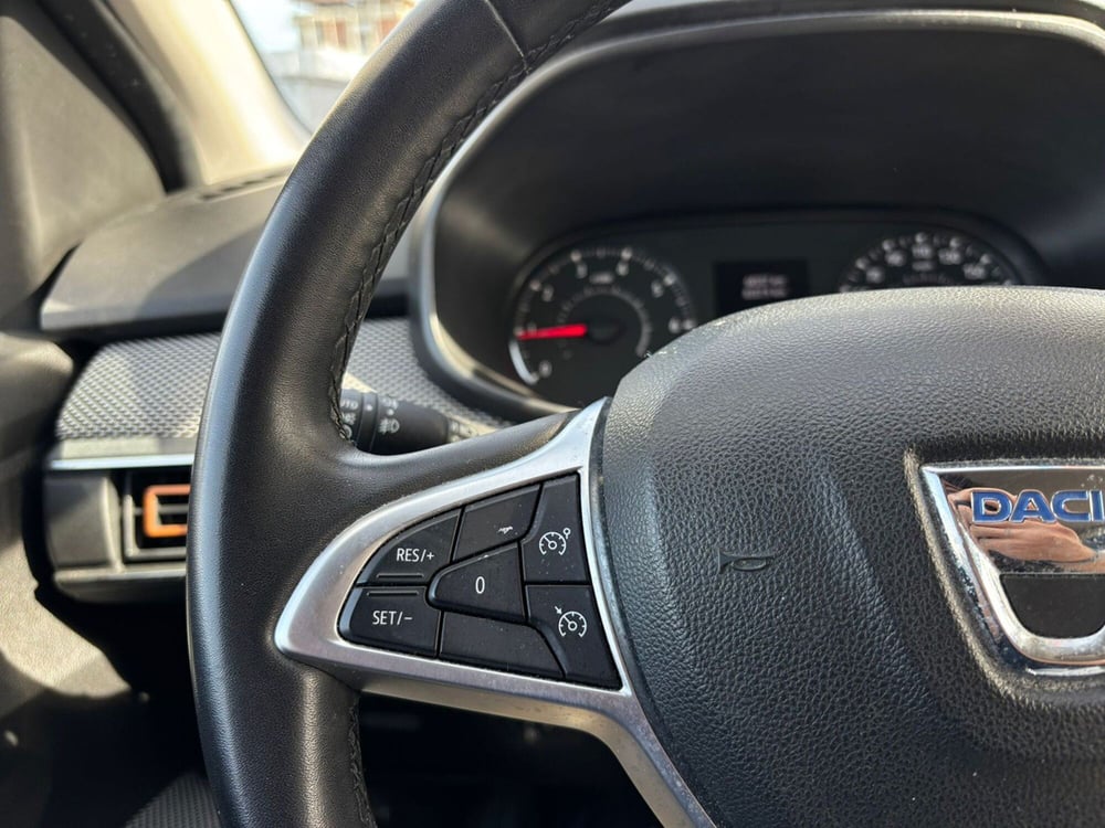 Dacia Sandero usata a Pavia (7)